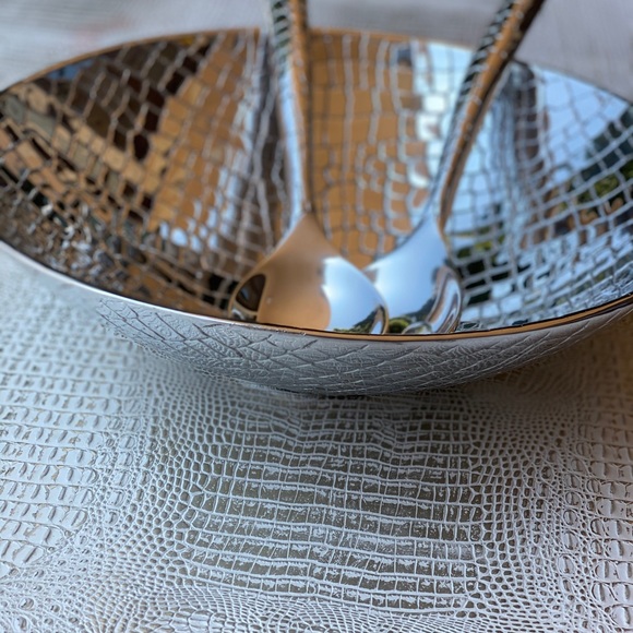 Beatriz Ball Fine Metal Bowl and Serving Spoon Set - Picture 2 of 5